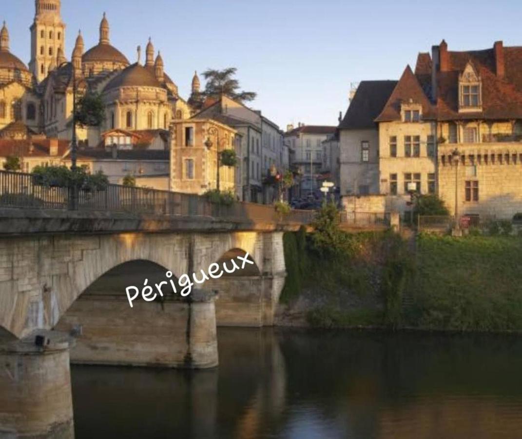 Вилла Chateau De L Herm, Lascaux, Sarlat, En Perigord Noir Руффиньяк-Сен-Сернен Экстерьер фото